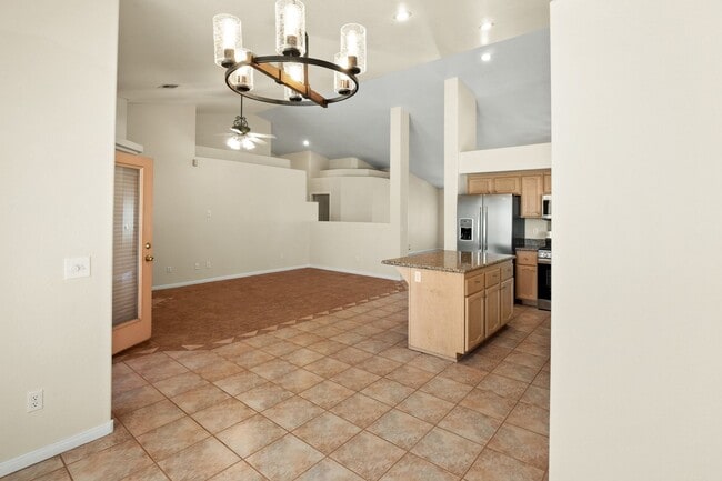 Building Photo - SW!! Single Story!! Pool!! NO HOA!!  Corne...