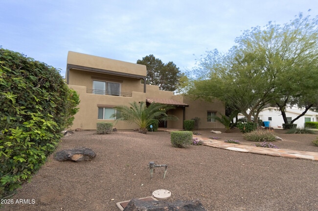 Building Photo - 4451 E Earll Dr