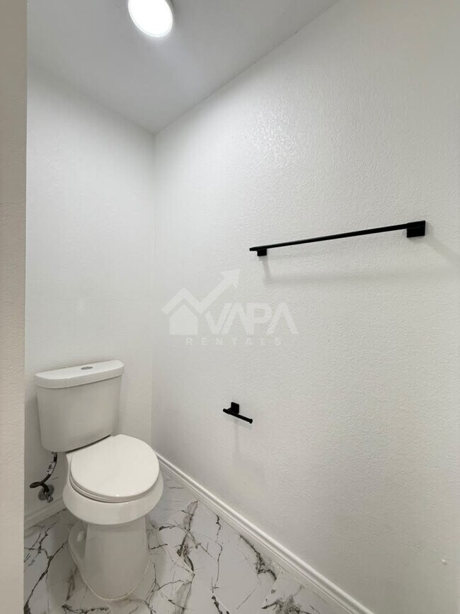 Building Photo - 4558 Los Ranchitos St