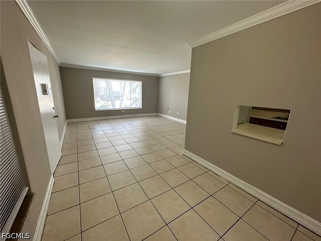 Building Photo - 1830 Maravilla Ave