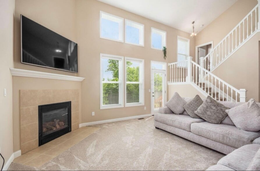 Building Photo - 5266 Copper Creek Dr