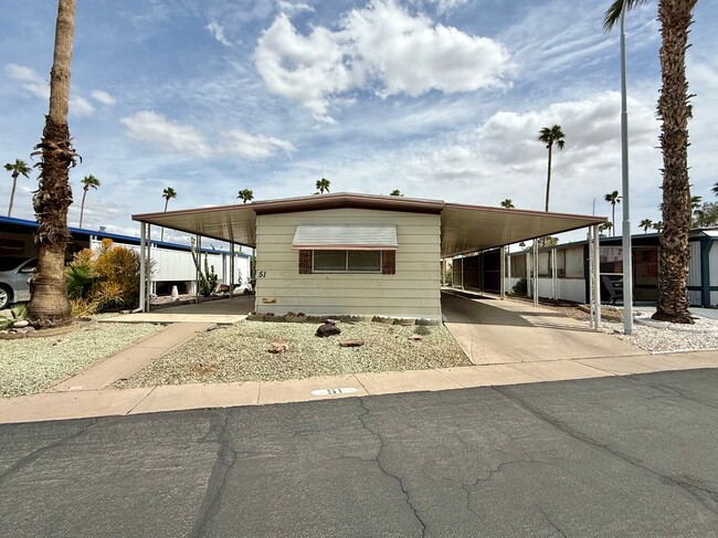 Building Photo - 303 S Recker Rd