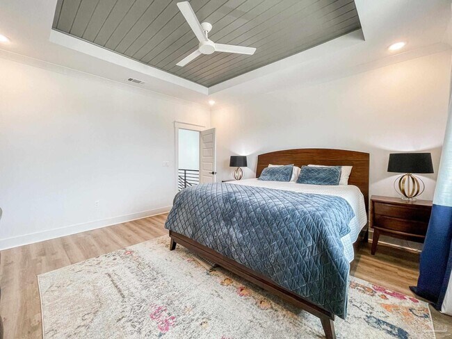 Building Photo - 13805 Red Drum Ct