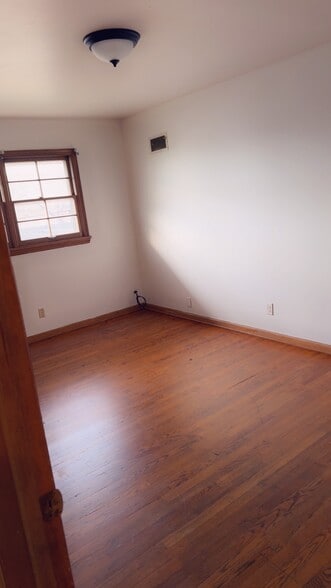 Bedroom 1 - 4534 Apple Orchard Ln