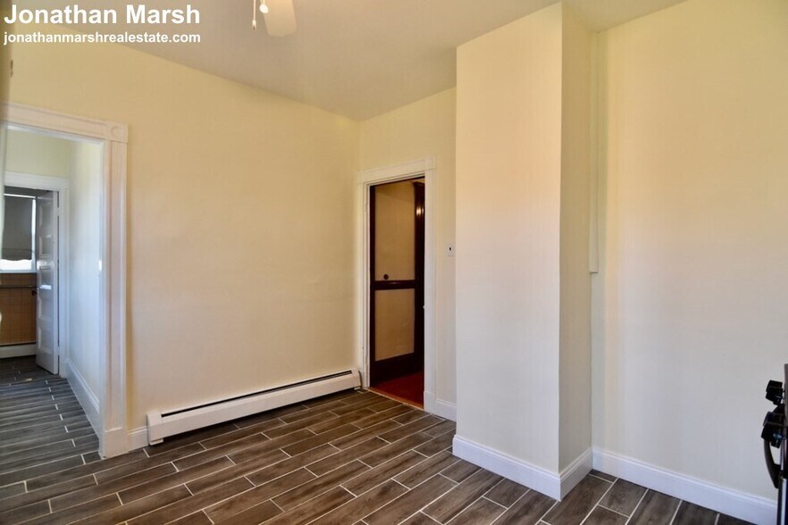 Building Photo - 16 Penhallow St