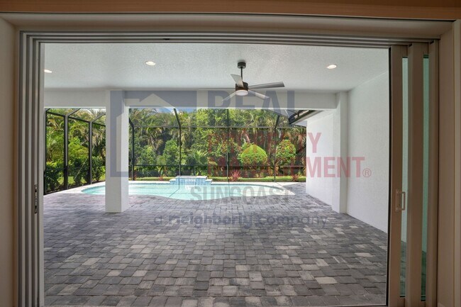 Building Photo - 7745 Sandhill Lake Dr