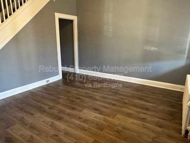 Building Photo - 3136 Chesterfield Ave