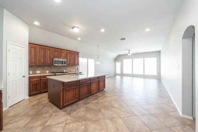 Building Photo - 2531 Pepperidge Dr