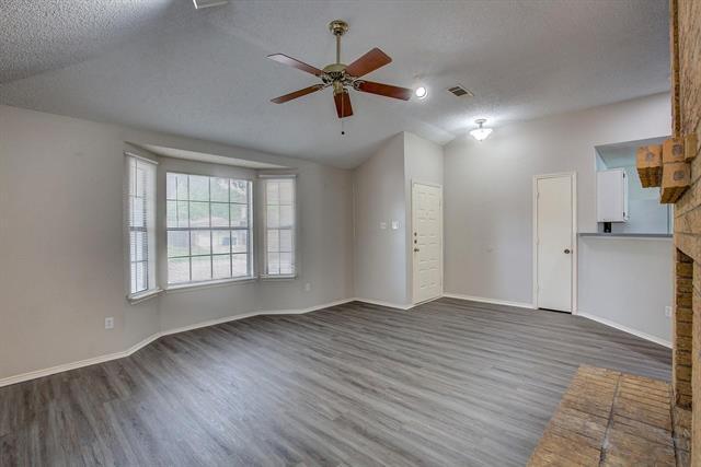 Building Photo - 406 Valley Spring Dr