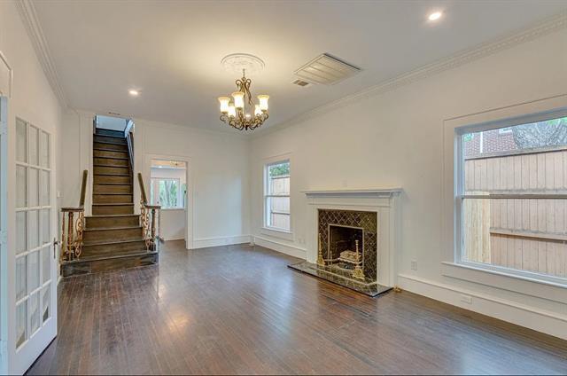 Building Photo - 419 Paulus Ave