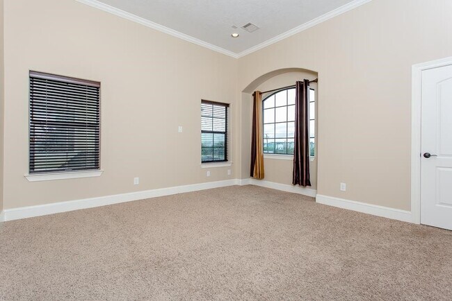 Building Photo - 1106 Hempstead Villa Ln