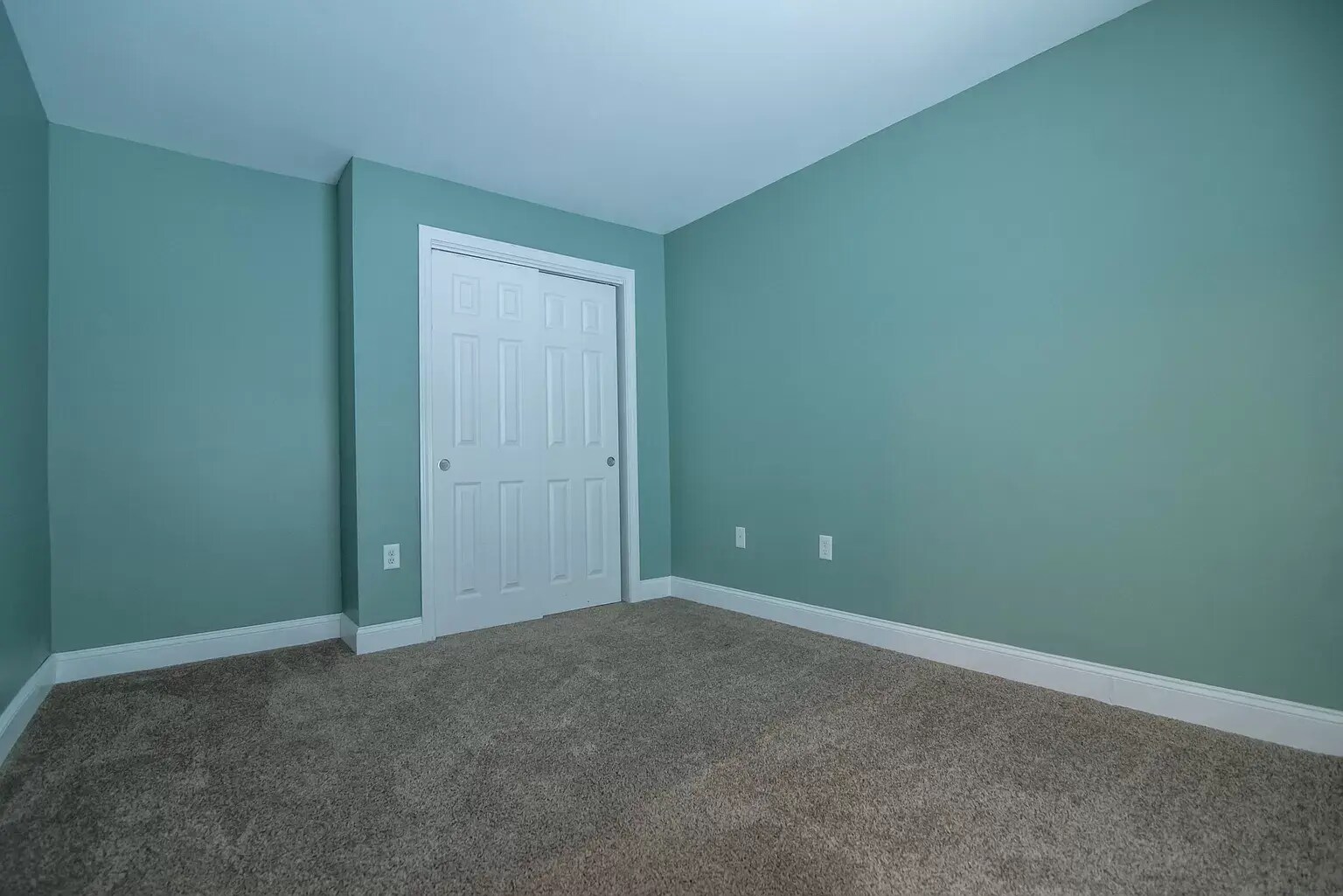 Bedroom - 92 Eastern Ave