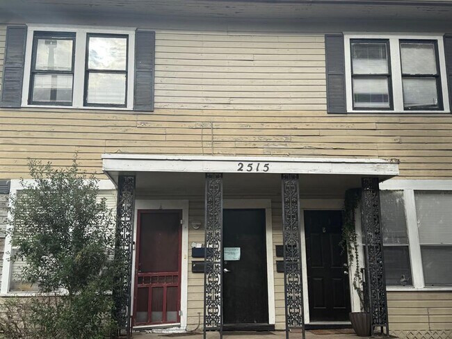 Building Photo - 2515 Taft St