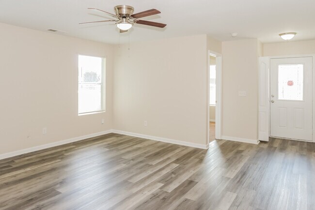 Building Photo - Charming 3-Bedroom Home in Harvest, AL