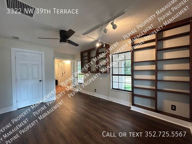 Building Photo - 3322 NW 39th Ter