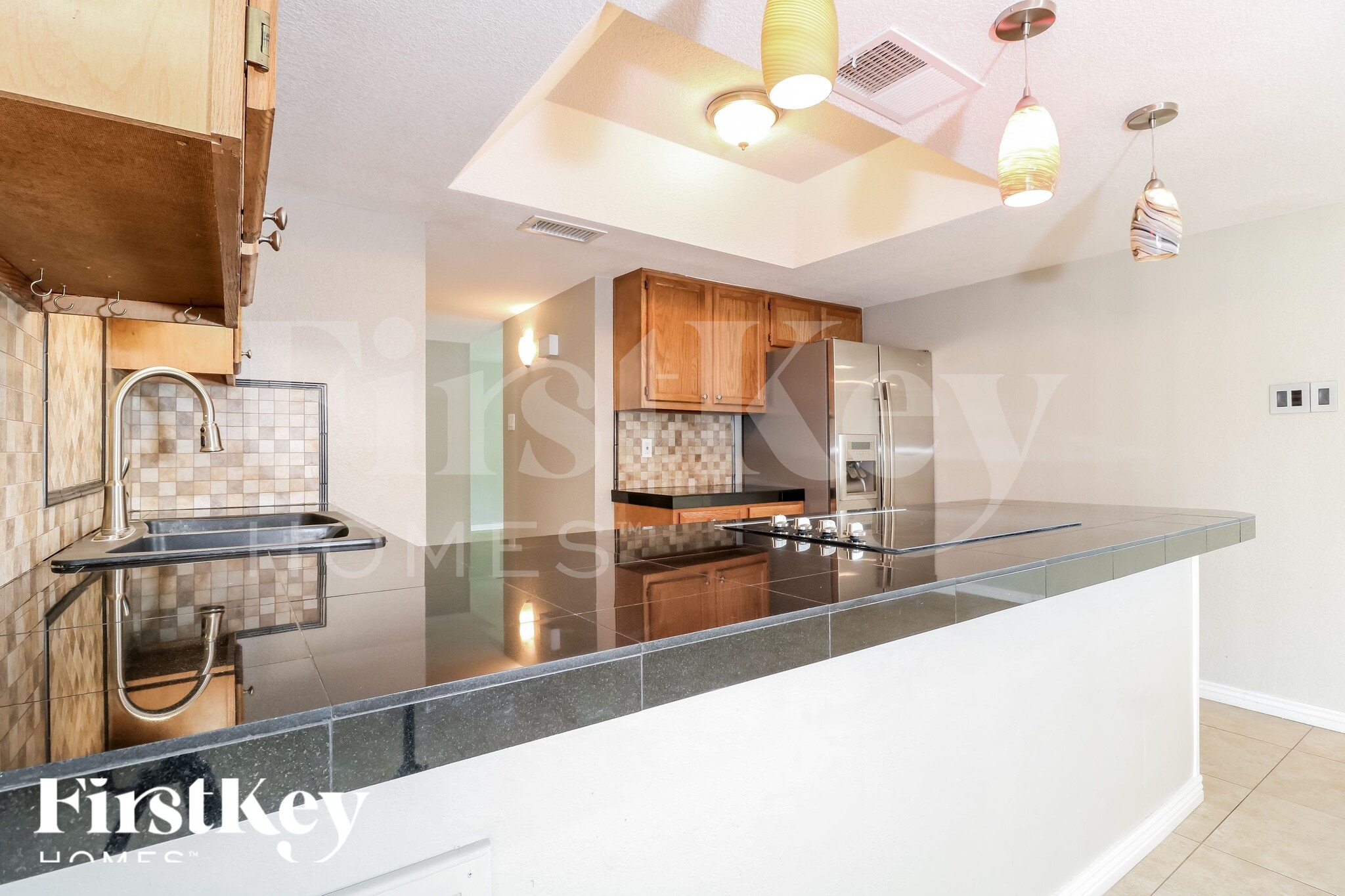 Building Photo - 6836 S Terrace Rd