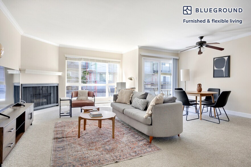 Primary Photo - 28124 Peacock Ridge Dr