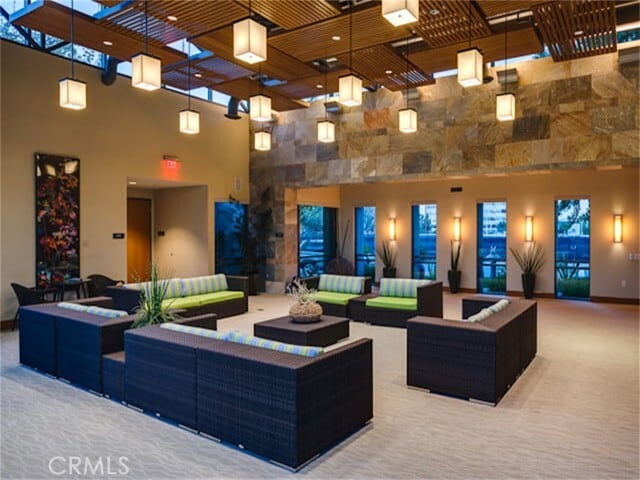 Building Photo - 3614 Rivington