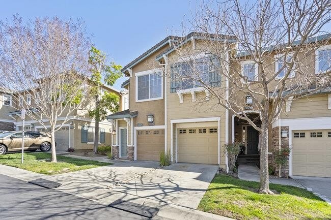 Building Photo - 23229 Canyon Terrace Dr