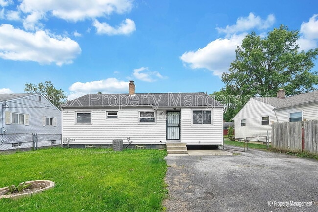 Building Photo - 1341 Coburg Rd
