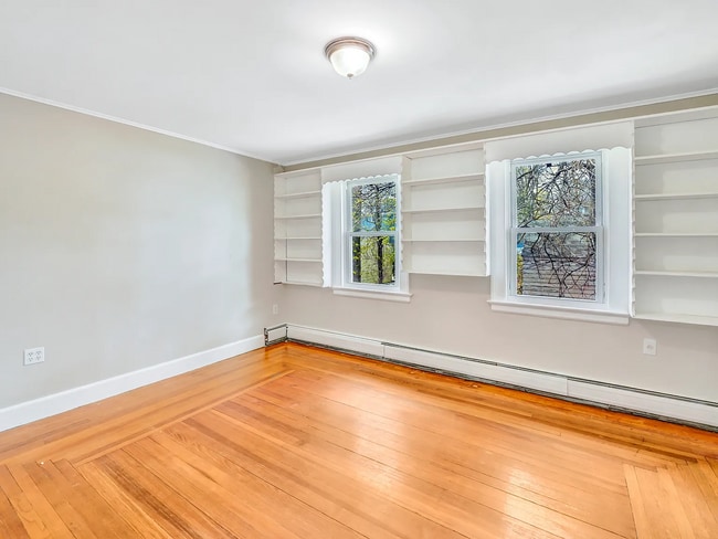 Building Photo - Charming 3-bedroom rental home in Waterbury