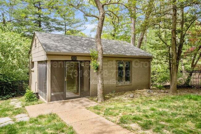 Building Photo - 101 Graybridge Rd