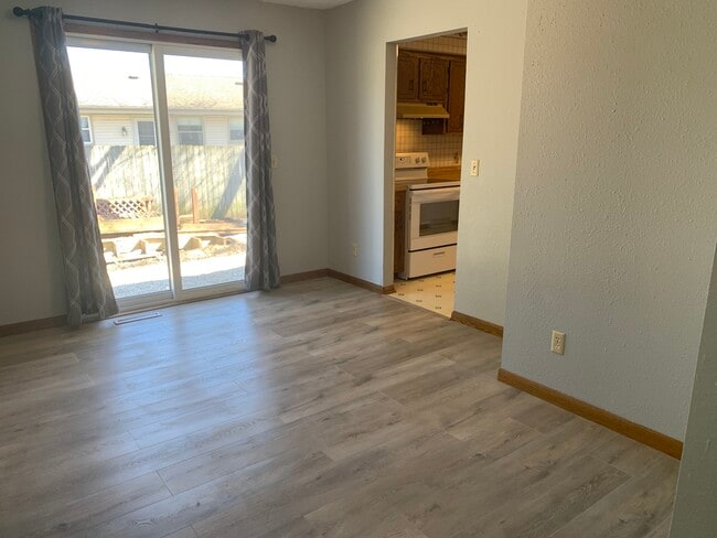 Dining Room - 7936 Daniel Ct