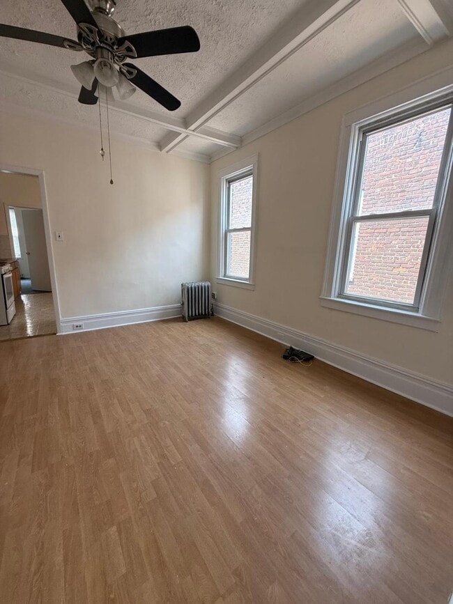 Building Photo - 79-28 67th Dr