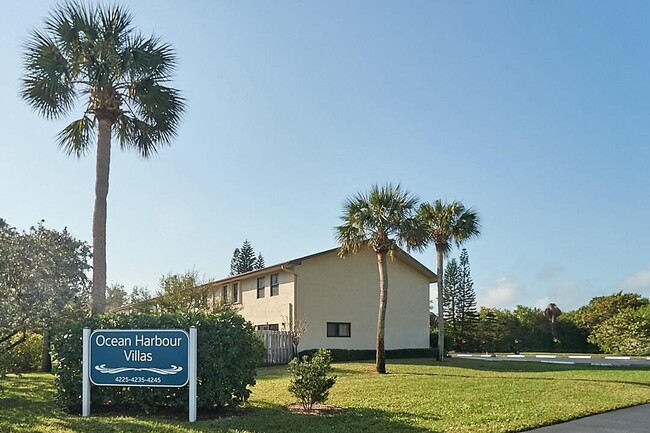 Building Photo - 4225 N Hwy A1A