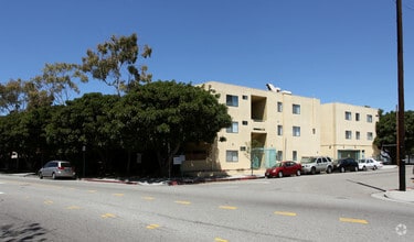 Building Photo - 2724 Abbot Kinney Blvd.