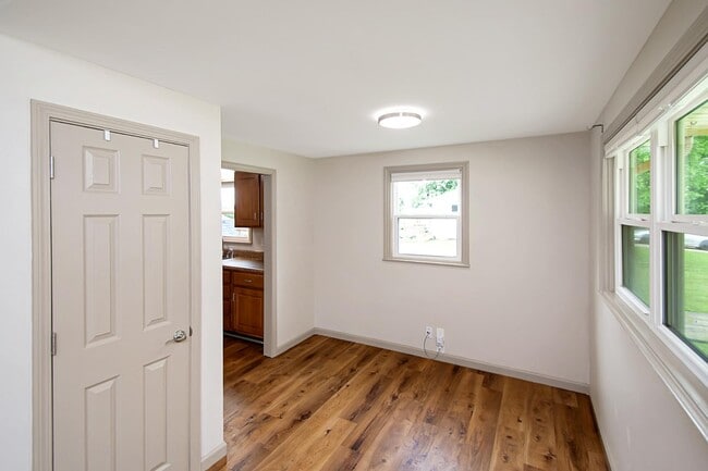 Building Photo - 169 Wilmar Ave