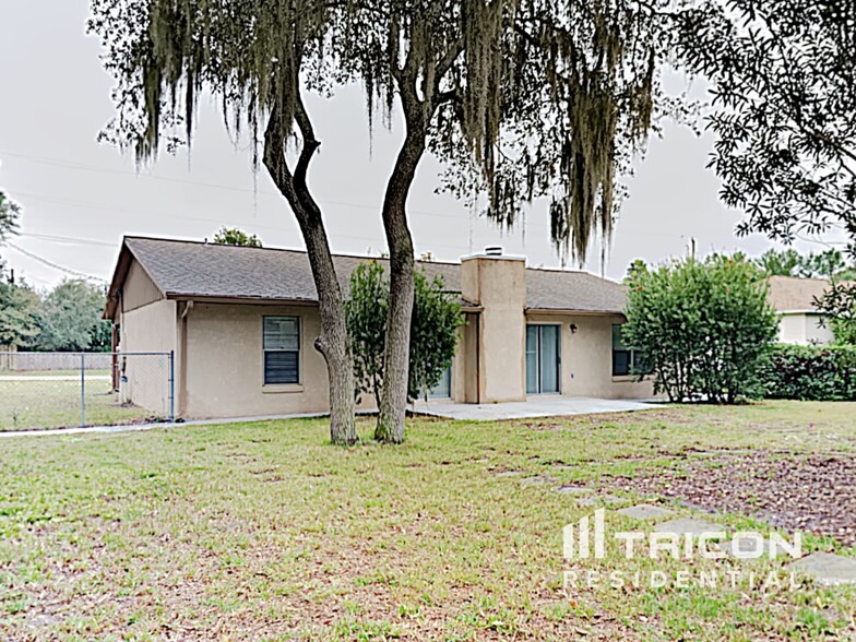 Building Photo - 106 Heather Ln Dr
