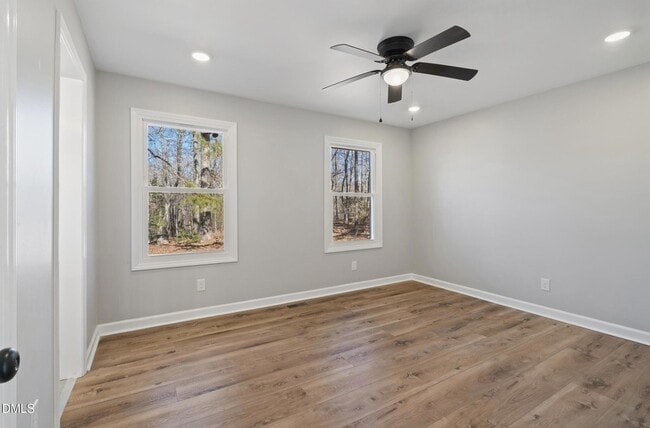 Building Photo - 240 Forestwood Park Rd