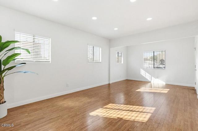 Building Photo - 1020 Cerritos Ave