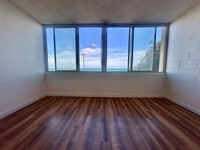 Building Photo - Oceanview condo