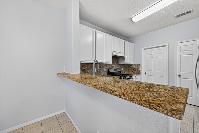 Building Photo - 2942 Blue Dawn Dr