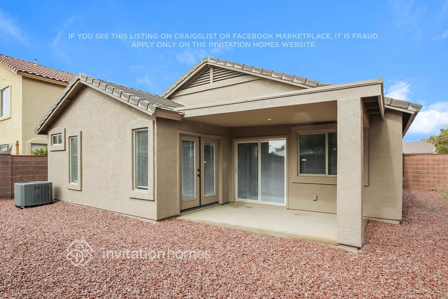 Building Photo - 15303 W Hope Dr