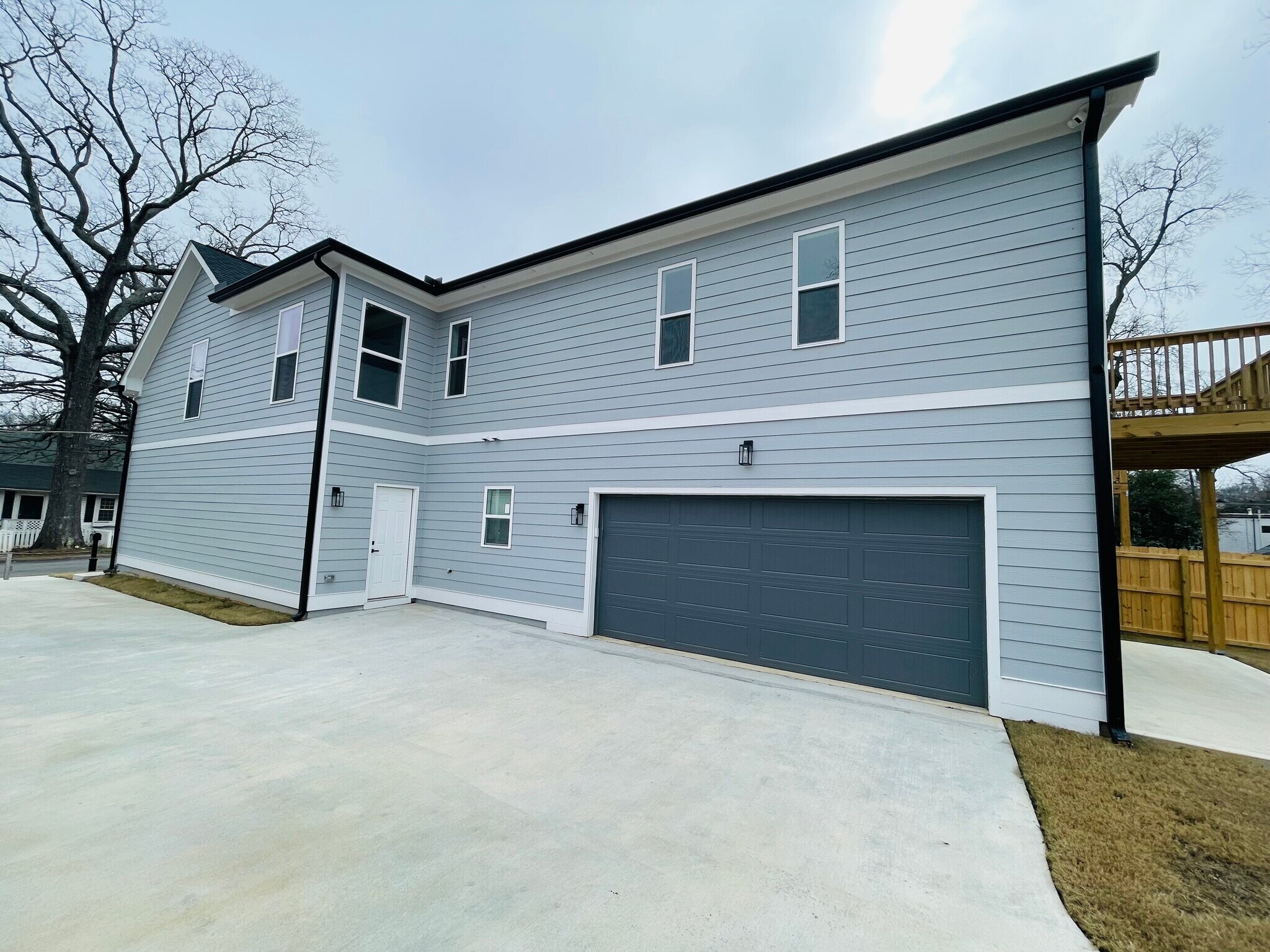 Building Photo - 3189 Jackson St