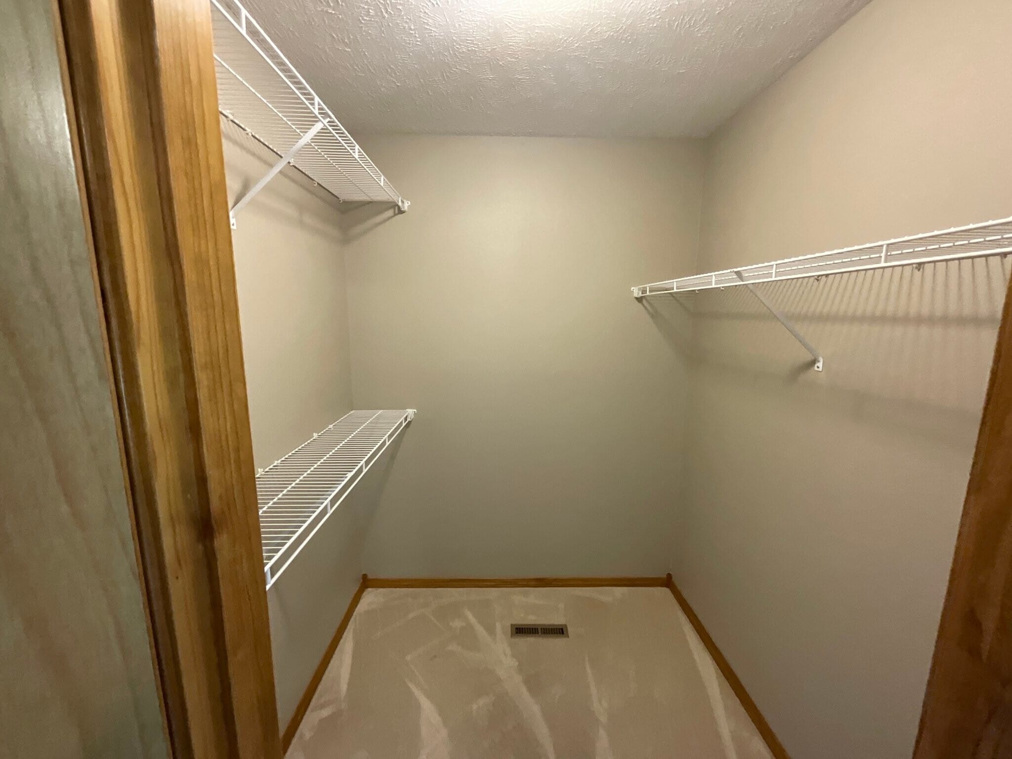 Building Photo - 740 Jefferson Ct