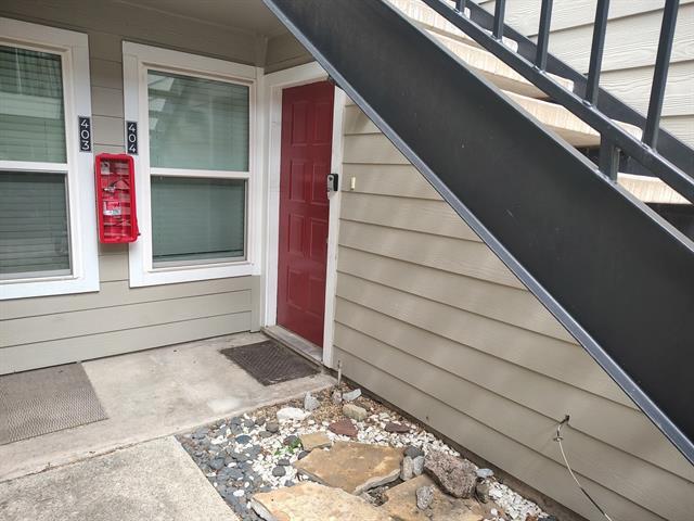 Primary Photo - 6900 Skillman St