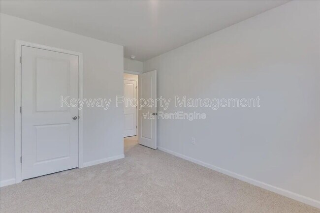 Building Photo - 930 Quaint Parish Cir