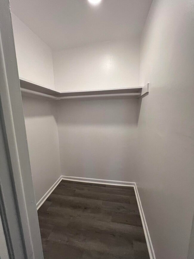 Building Photo - 1855 Dillone Ln