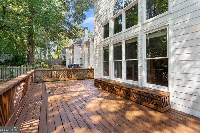 Building Photo - 2456 Tyne Terrace SE