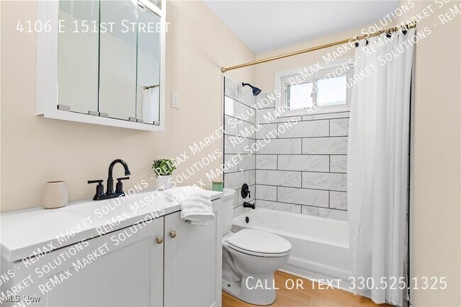 Building Photo - 4106 E 151st St