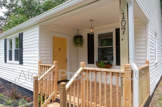 Building Photo - 107 Briarwood Rd