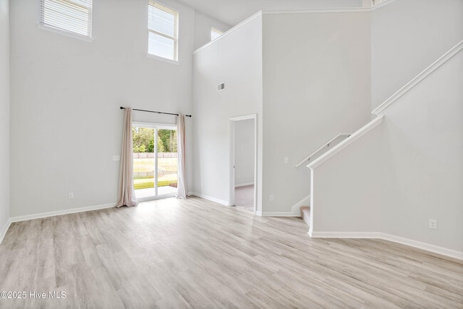 Building Photo - 7606 Knightbell Cir