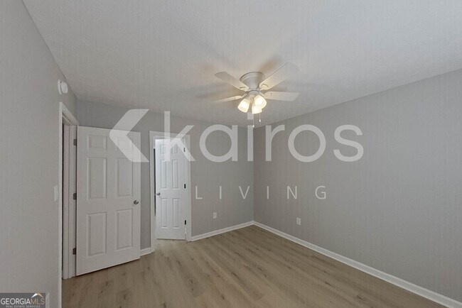 Building Photo - 180 Deer Pkwy