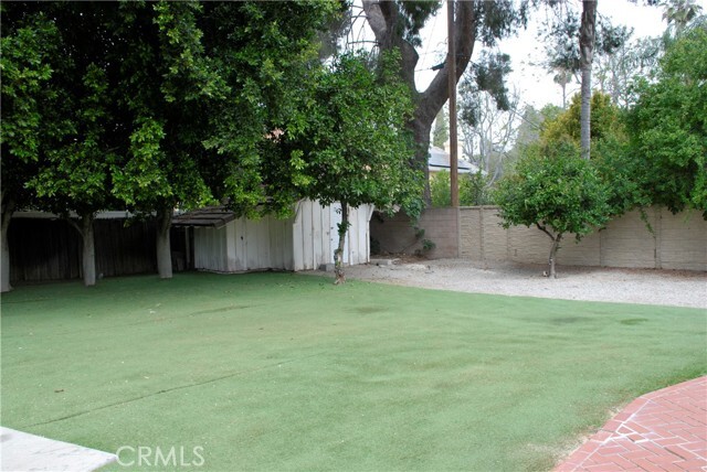 Building Photo - 7055 Corbin Ave