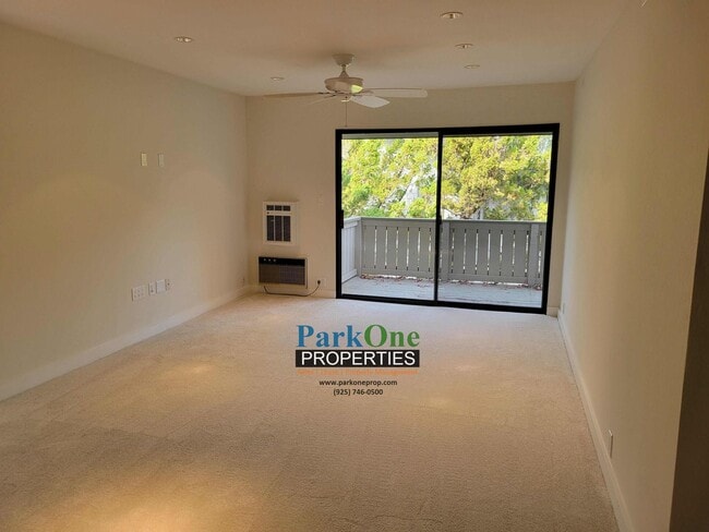 Building Photo - Nicely Updated Condo Near Downtown Walnut ...