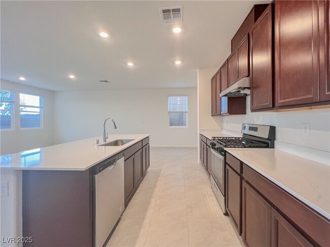 Building Photo - 7226 Saxby Ave